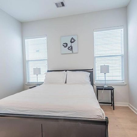 Charming 3-Bedroom Luxury Home Near Downtown, Nrg, Galleria & Medical Center 휴스턴 외부 사진