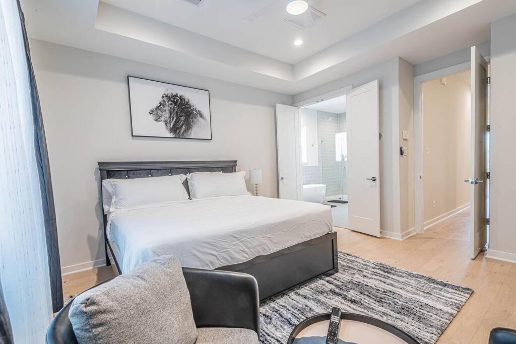 Charming 3-Bedroom Luxury Home Near Downtown, Nrg, Galleria & Medical Center 휴스턴 외부 사진