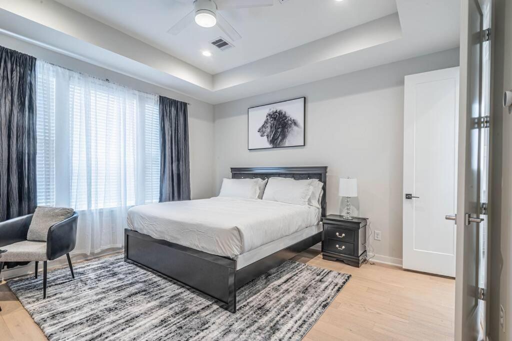 Charming 3-Bedroom Luxury Home Near Downtown, Nrg, Galleria & Medical Center 휴스턴 외부 사진